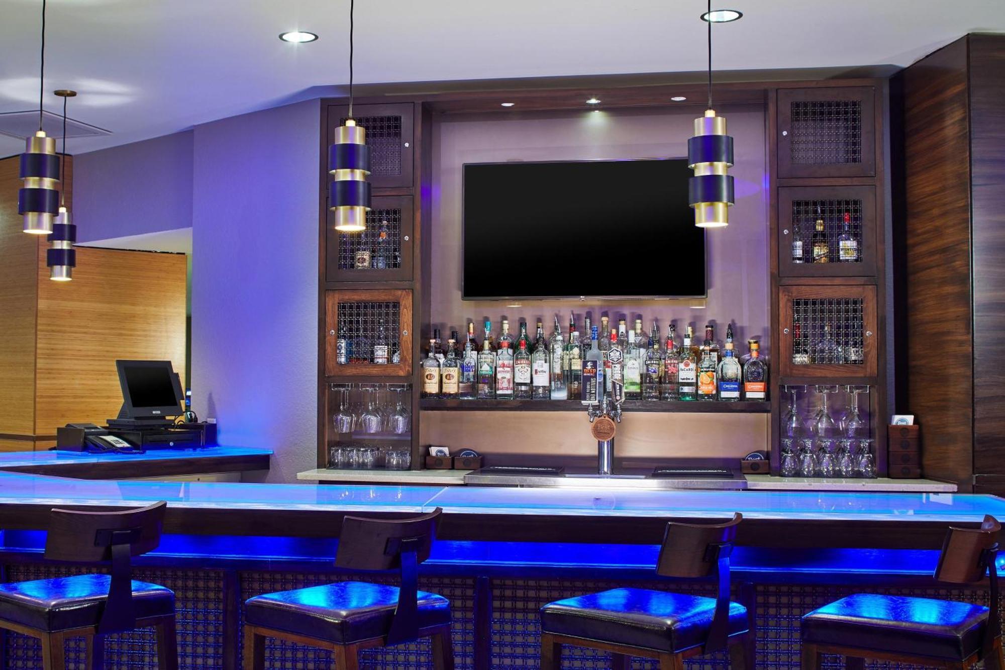 Four Points By Sheraton Tallahassee Downtown Exterior photo